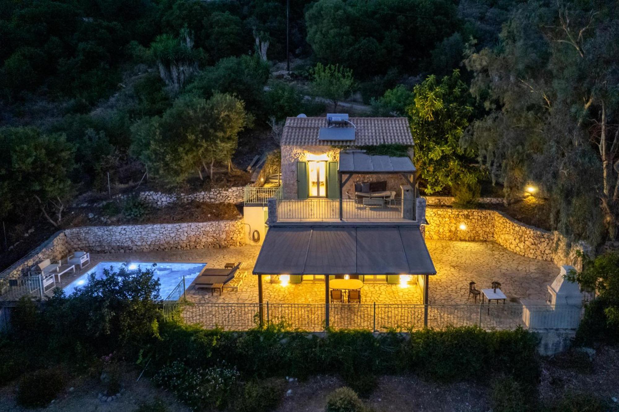 Villa Sevastoula Ratzaklíon Екстериор снимка
